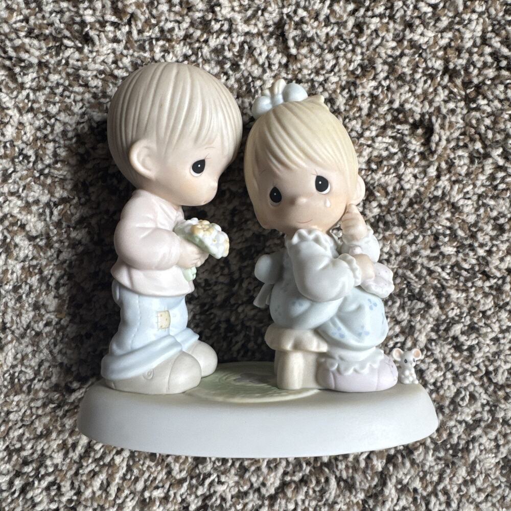 Precious Moments Figurine #521728 "My Love Blooms For You"
